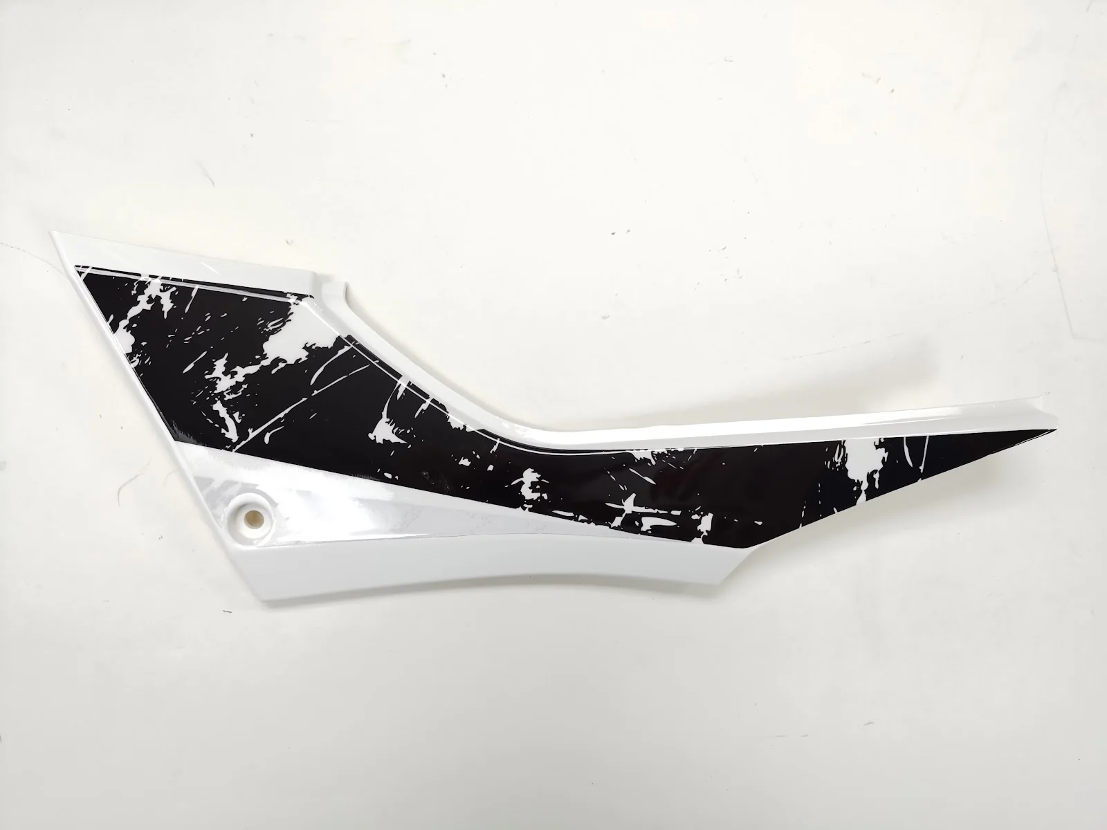 EMMO Zone GTS, Zone MAX left Coloured Panel under driver seat White